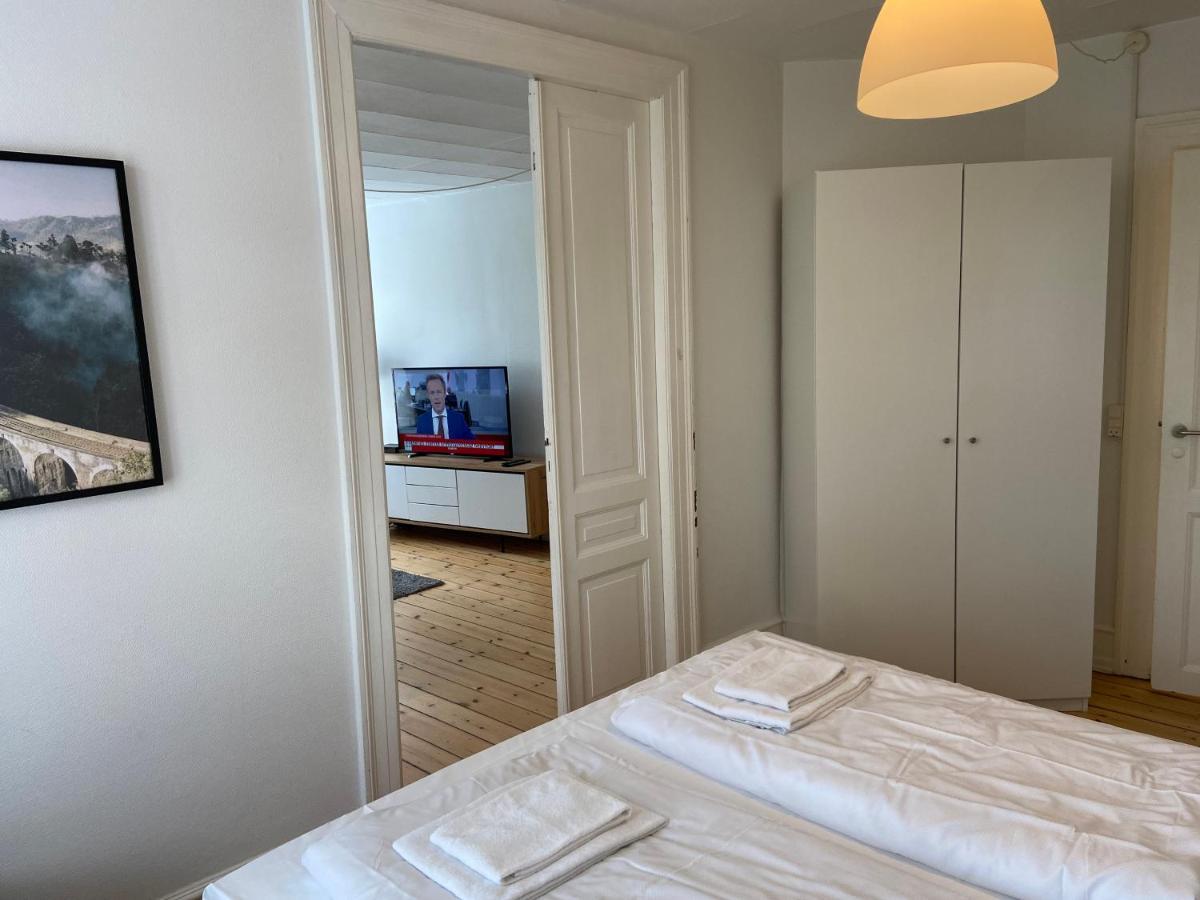 Bright 2-Bedroom Apartment In Elegant Osterbro Kopenhagen Buitenkant foto